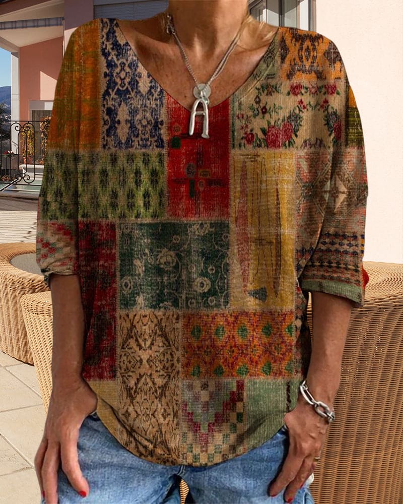 Adrie Top | Vintage Geometrische Top met V-hals en Losse Pasvorm