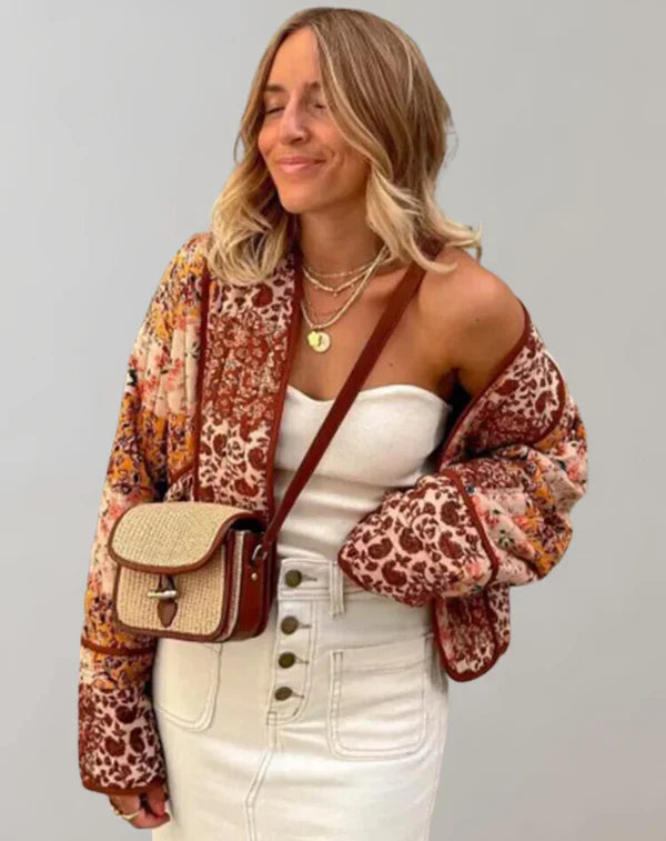 Alana Jas | Zachte Casual Jas met Bloemenprint en Uitlopende Mouwen