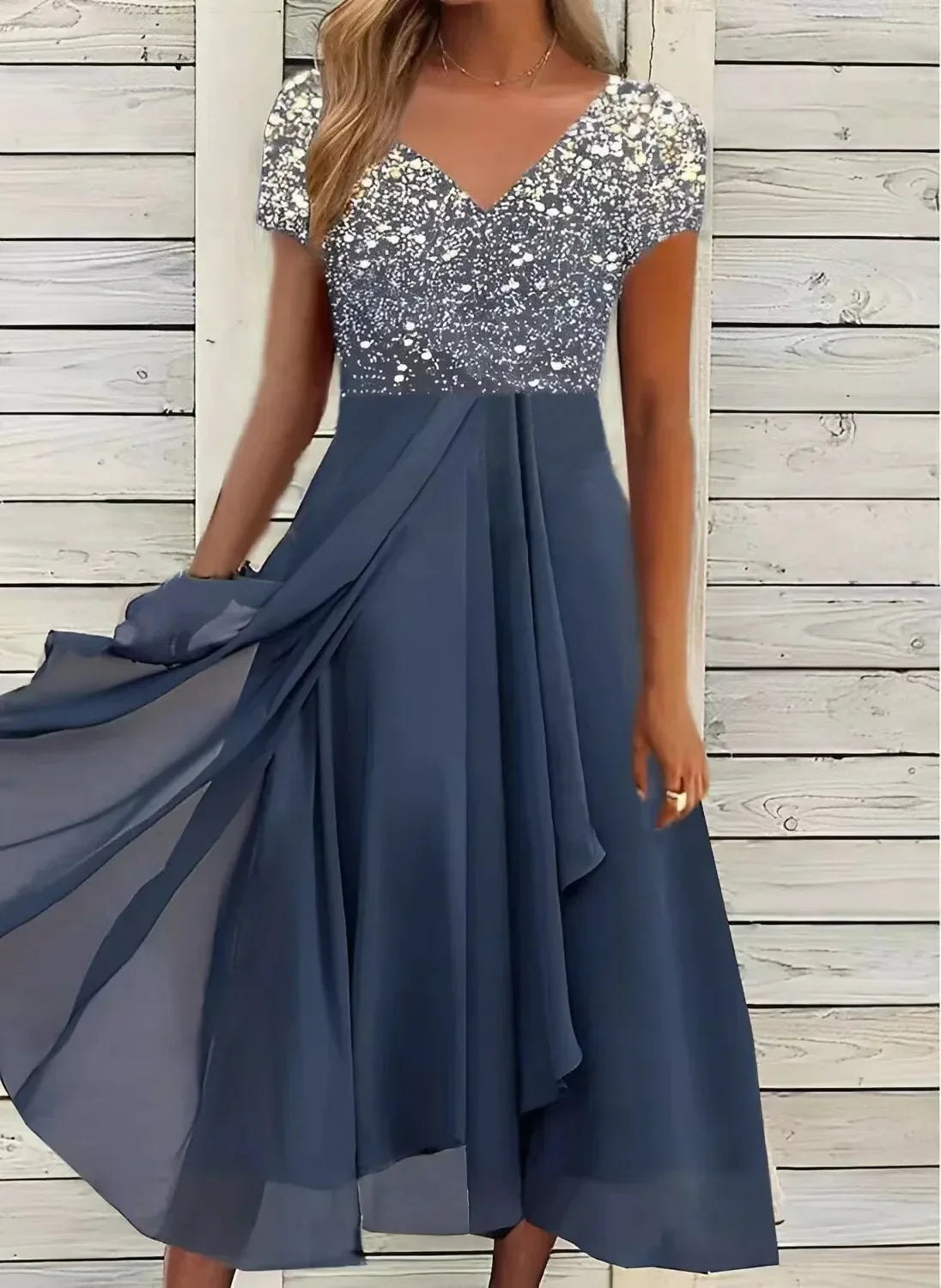 Adriyal Jurk | Chiffon Zomerjurk met Bloemenprint en V-hals