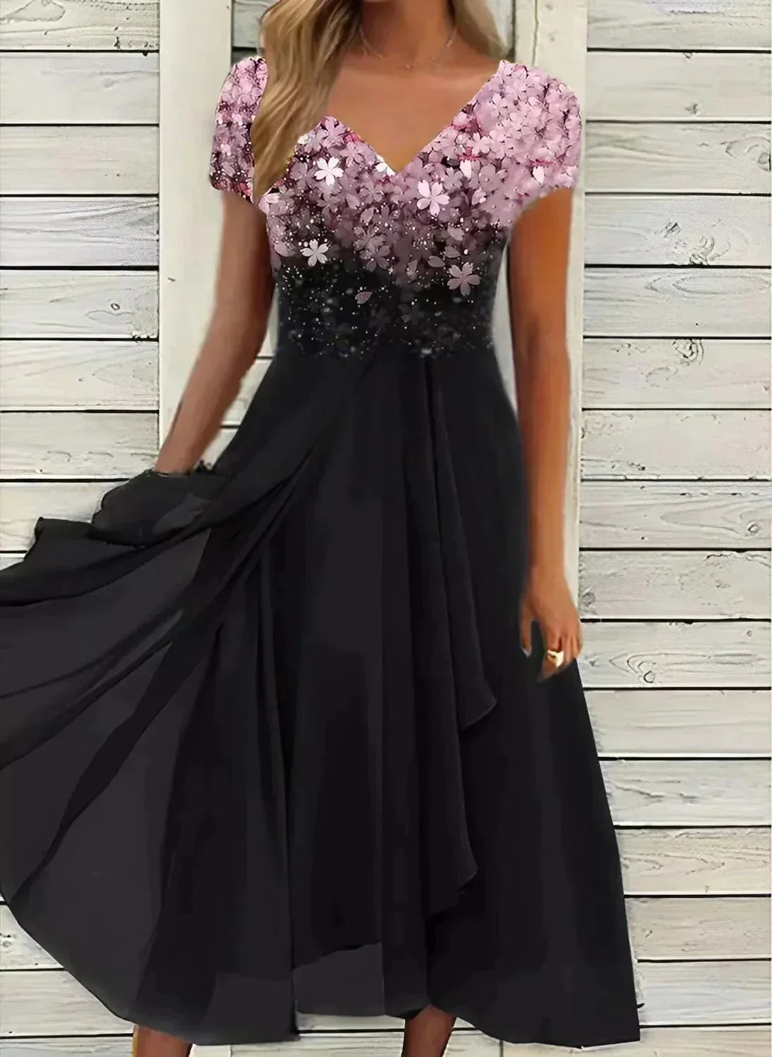 Adriyal Jurk | Chiffon Zomerjurk met Bloemenprint en V-hals