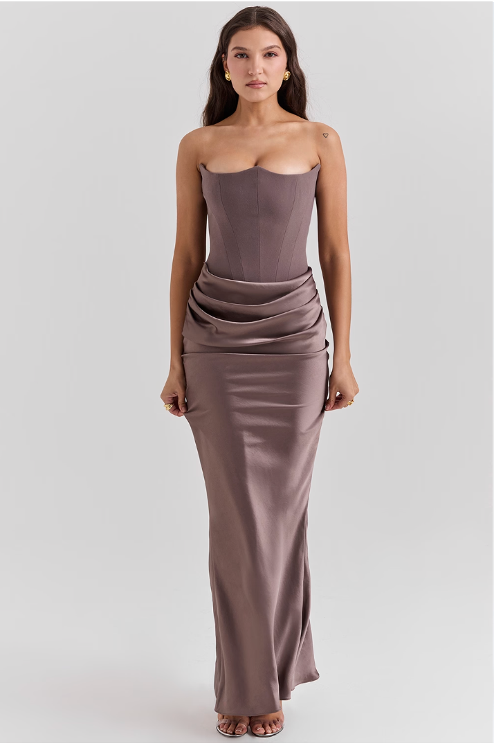 Viviana Dress | Strapless Corset Jurk van Satijn met Elegante Split