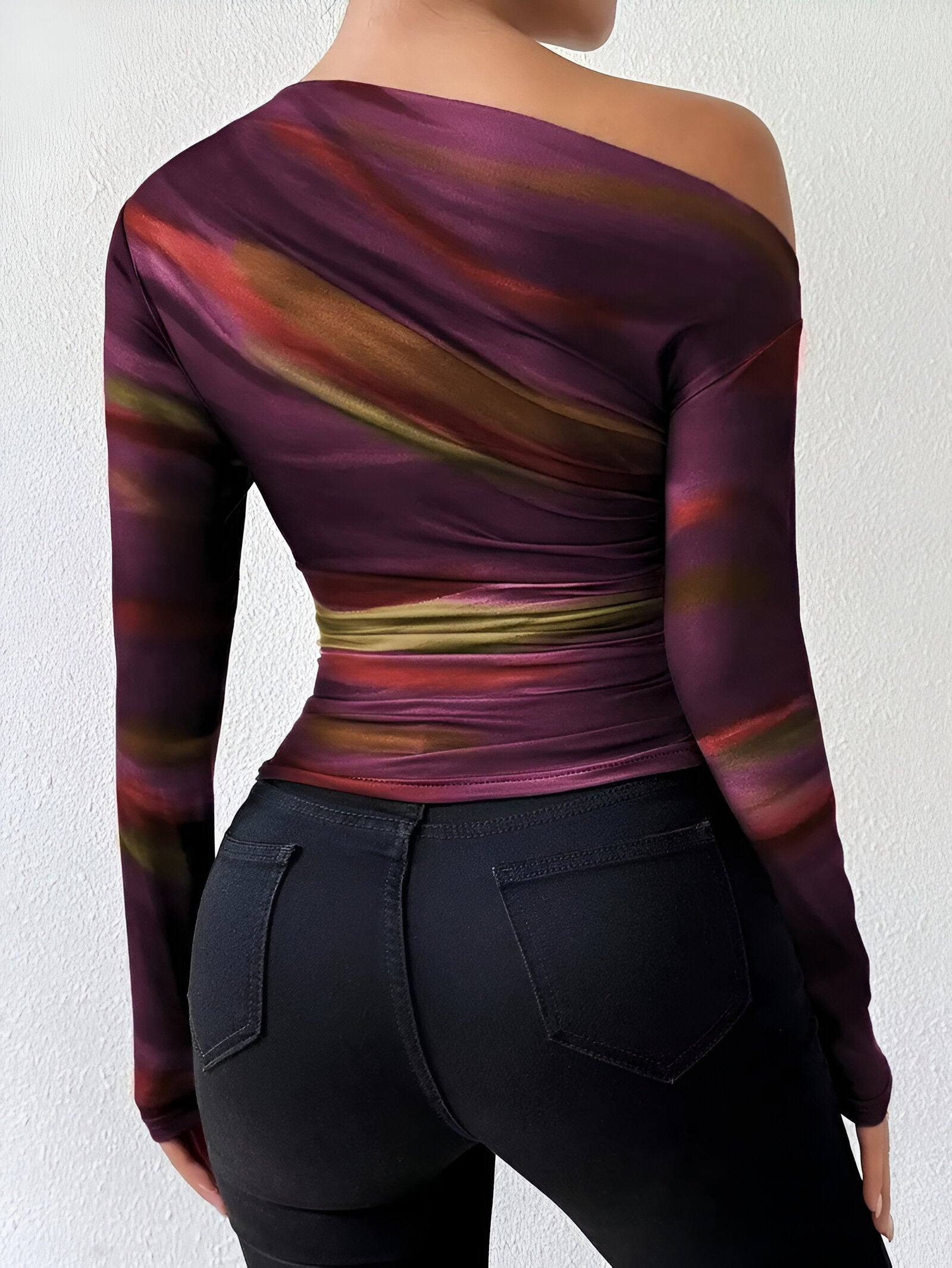 Billie T-Shirt | Gebreid T-Shirt met Asymmetrische Schouderkraag en Gemarmerd Ontwerp