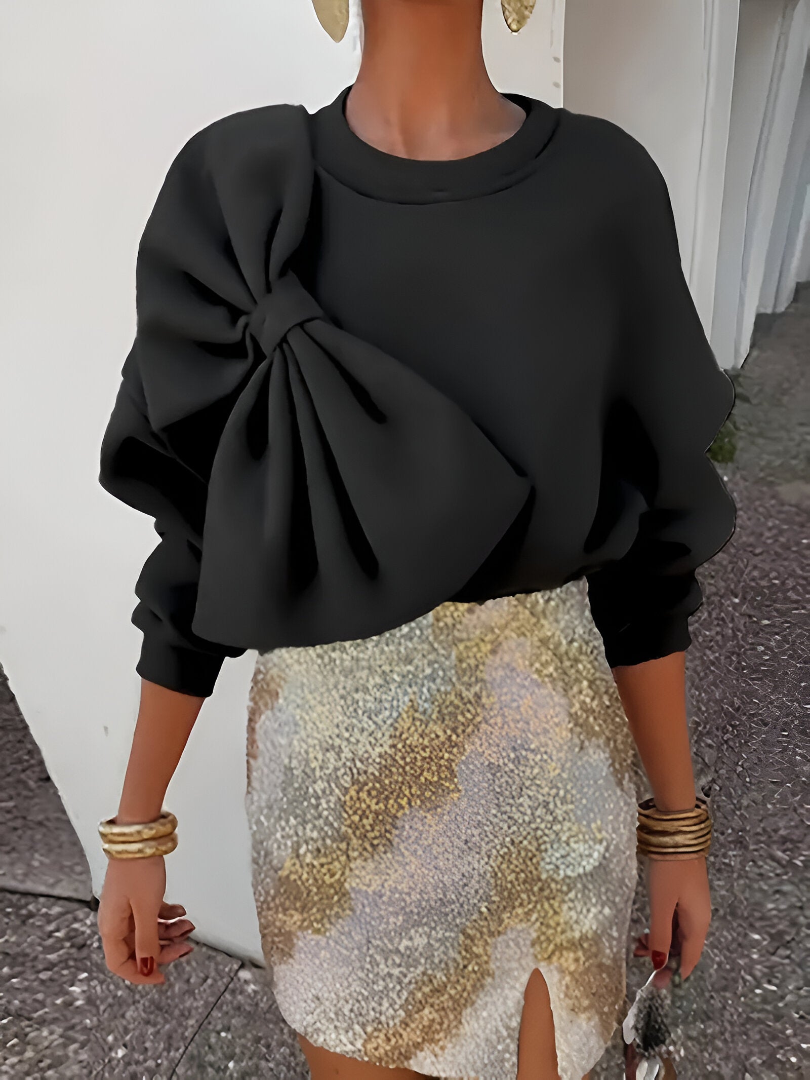 Danique Sweatshirt | Statement Sweater met Oversized Strikdetail en Comfortabele Pasvorm