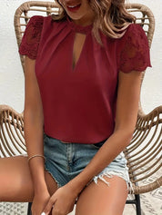 Anneliese™ Blouse | Elegante Kantblouse met Fijne Details en Tijdloos Design