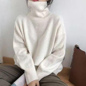 Brienne Coltrui | Zachte Herfsttrui met Hoge Col en Klassiek Design