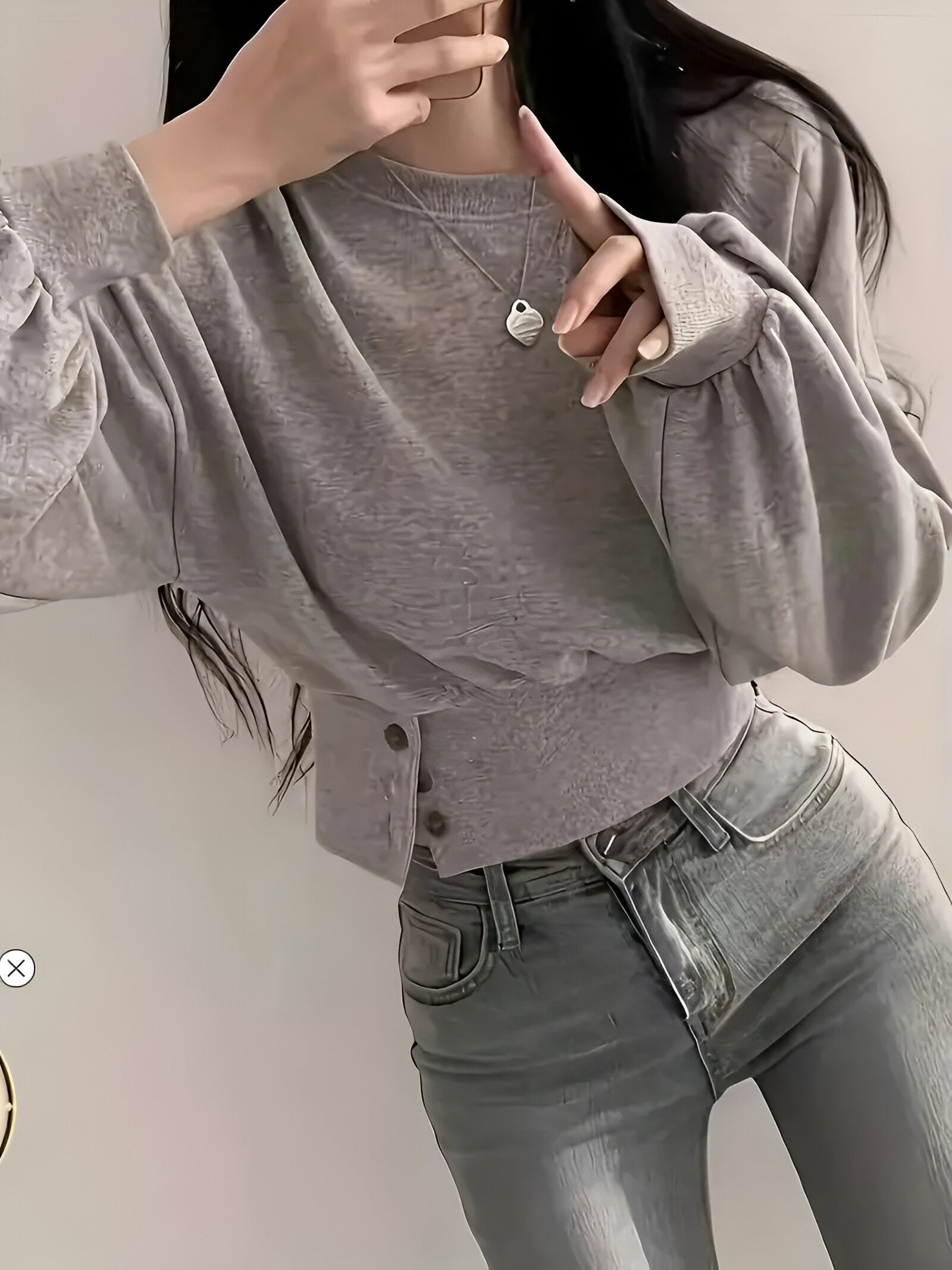 Alessia Trui | Casual Damestrui met Knoopdetail en Losse Pasvorm