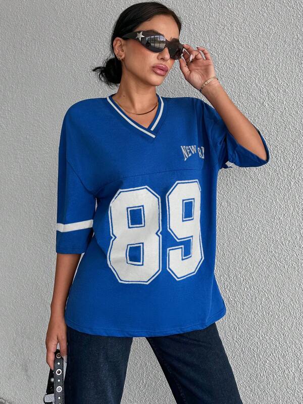 Raffaella Shirt | Oversized Varsity Shirt met ‘89’-Print en Sportieve V-Hals
