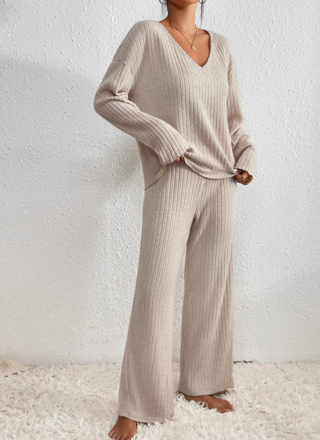 Lena Set | Gebreide Dames Loungewear Set met V-hals en Luchtige Pasvorm voor de Lente