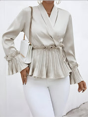Boé Blouse | Elegante Blouse met V-Hals, Plooidetails en Strikceintuur