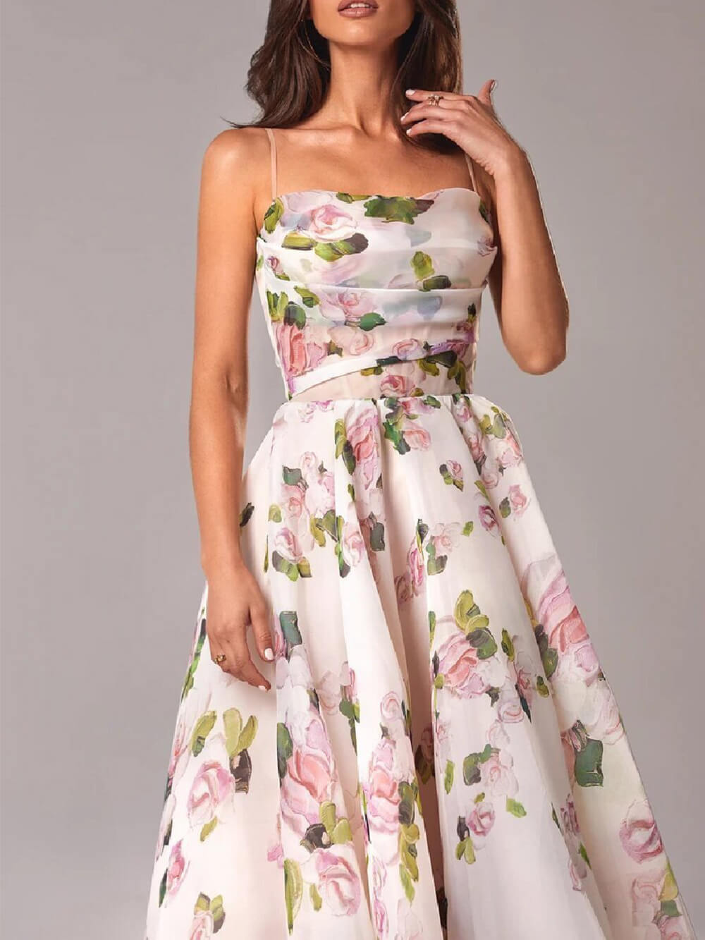 Ariella Jurk | Bloemen Chiffon Swing Midi-Jurk met Vloeiende Pasvorm en Romantische Look
