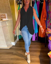 Lucia Blouse | Mouwloze Zomerblouse met V-Hals, Losse Pasvorm en Plooiachterkant