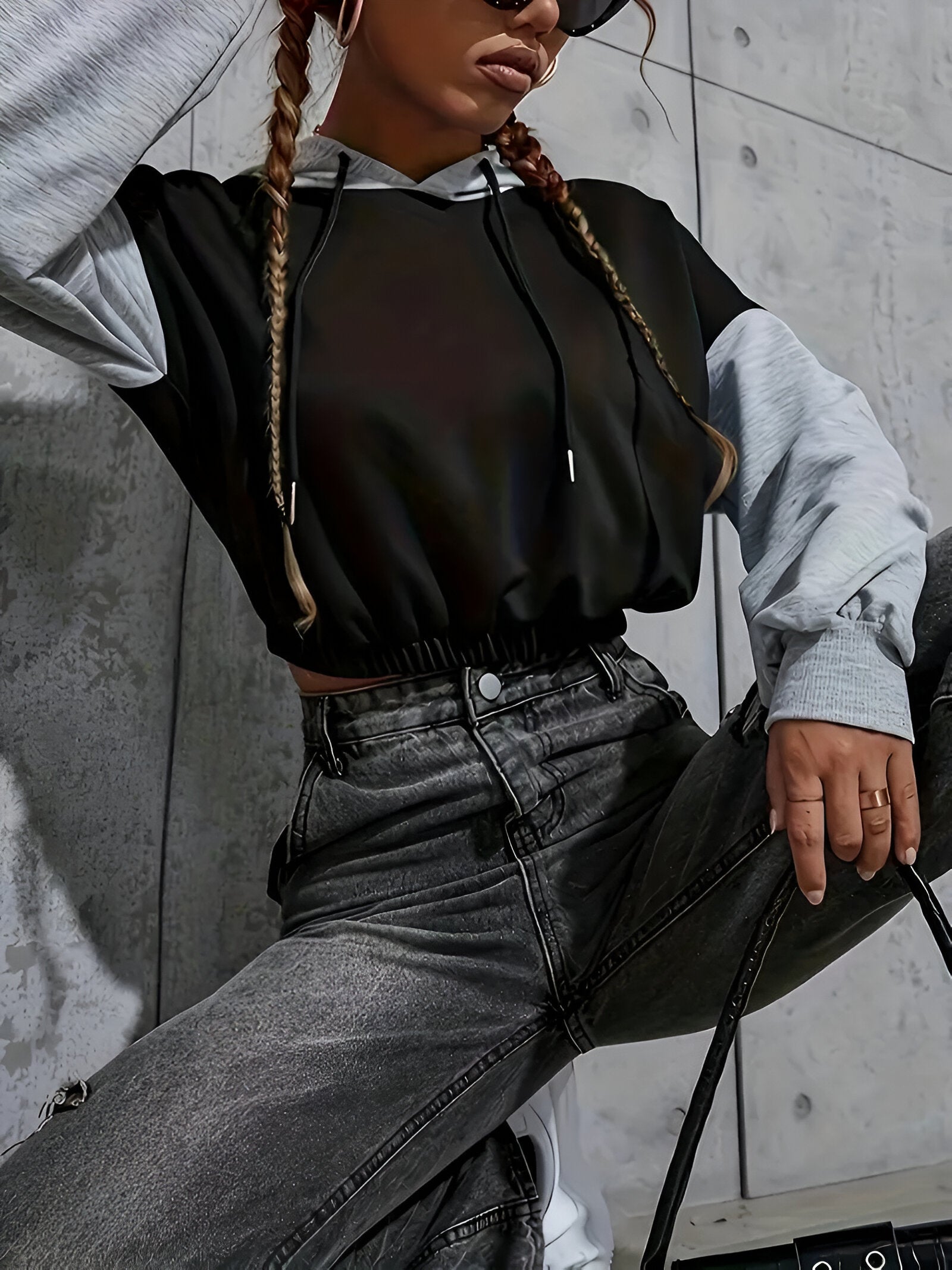 Bianca Cropped Hoodie | Dames Hoodie met Contrasterende Kleuren en Lichtgewicht Design