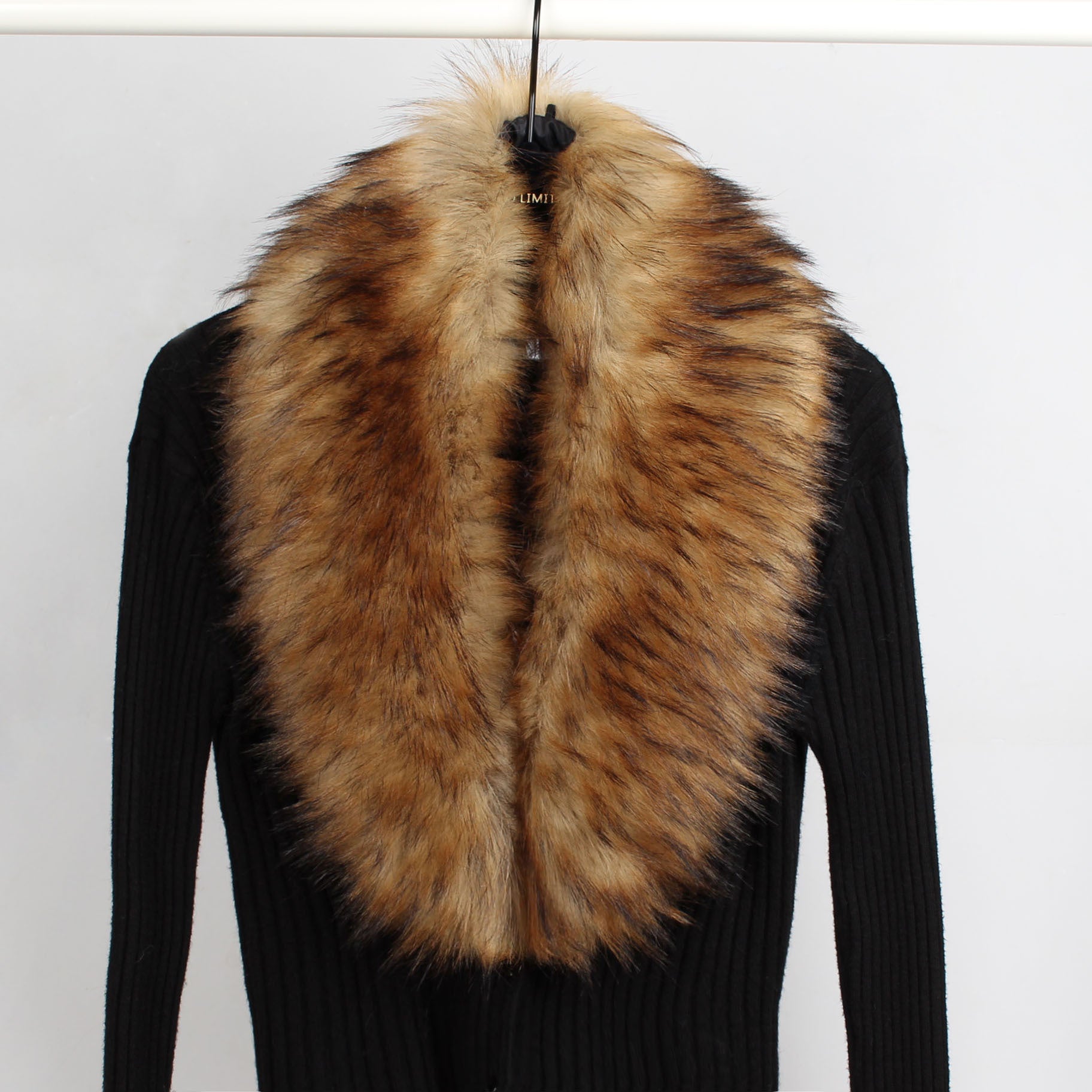 Lucia Sjaal | Luxe Dames Sjaal van Zacht Kunstbont met Elegante Volumineuze Look