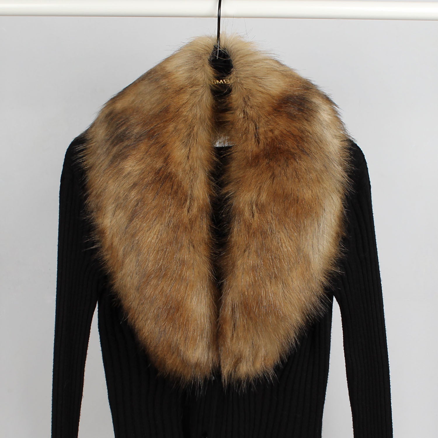 Lucia Sjaal | Luxe Dames Sjaal van Zacht Kunstbont met Elegante Volumineuze Look