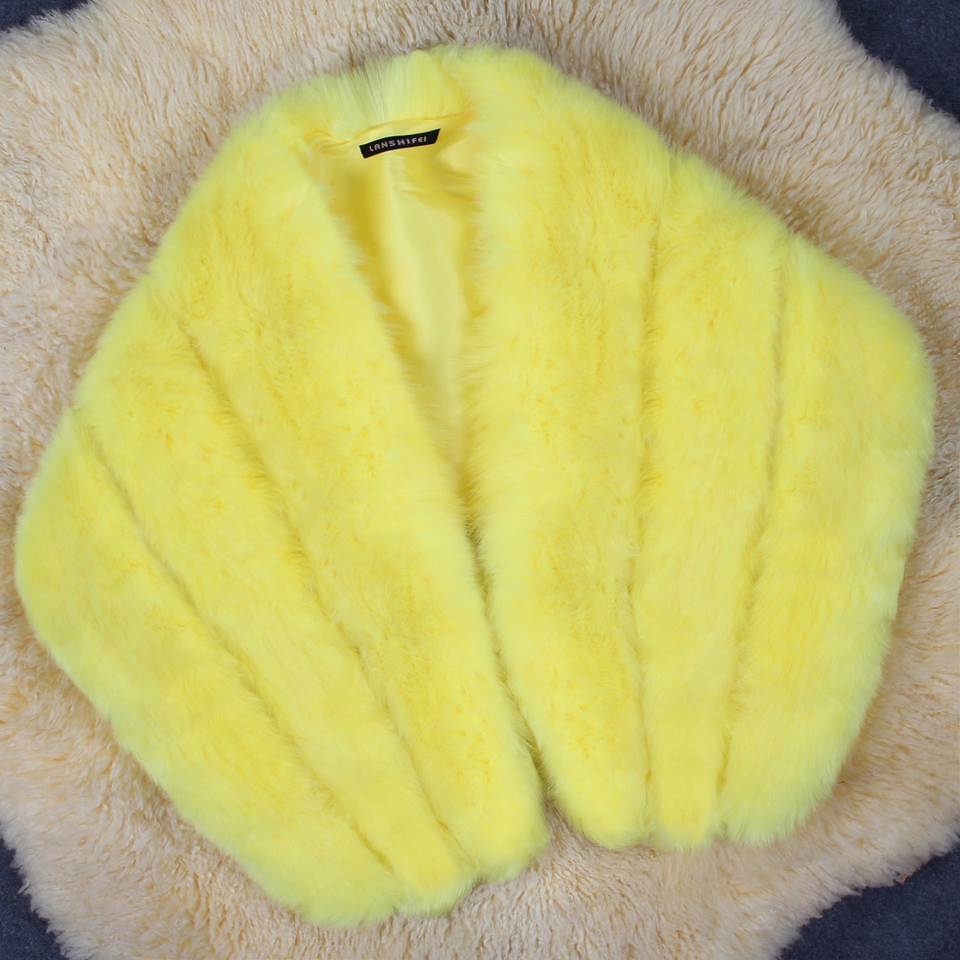 Ariana Faux Fur Cape | Elegant Dames Cape van Zacht Imitatiebont voor Feestelijke Gelegenheden