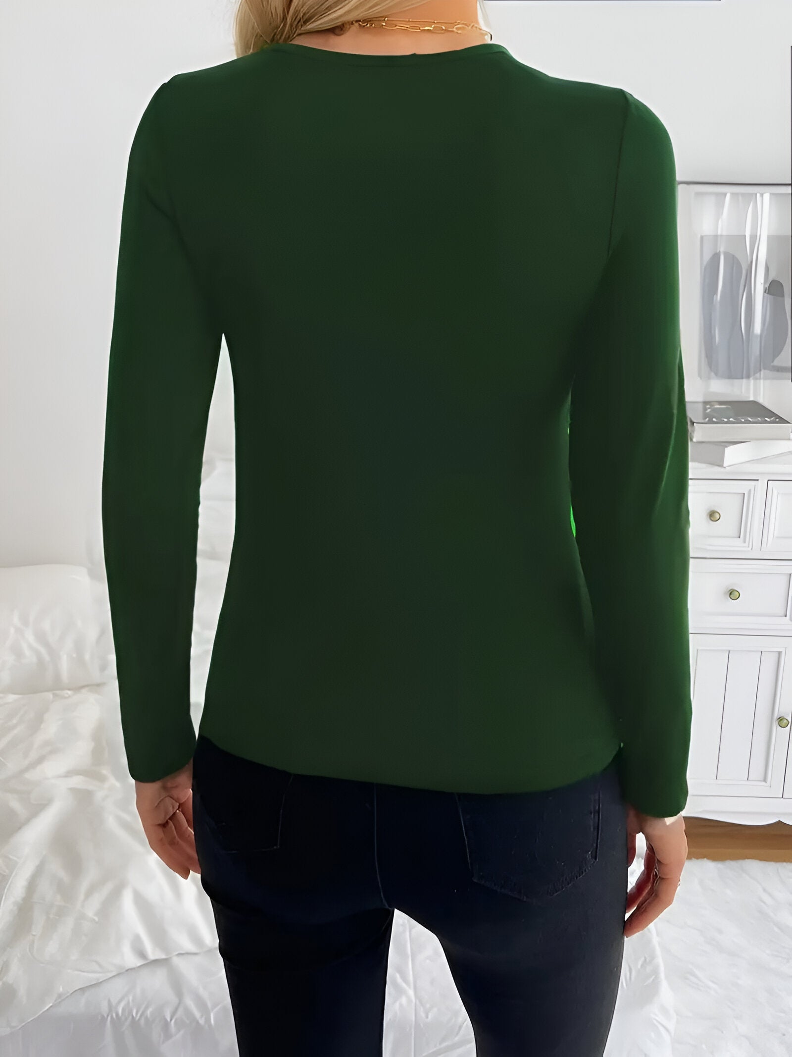 Binta Top | Gebreide Top met Diepe V-Hals en Gekruiste Bandjes