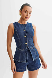 Kennedy Set | Denim Combi-Set met Lang Vest en Hoge Taille Shorts