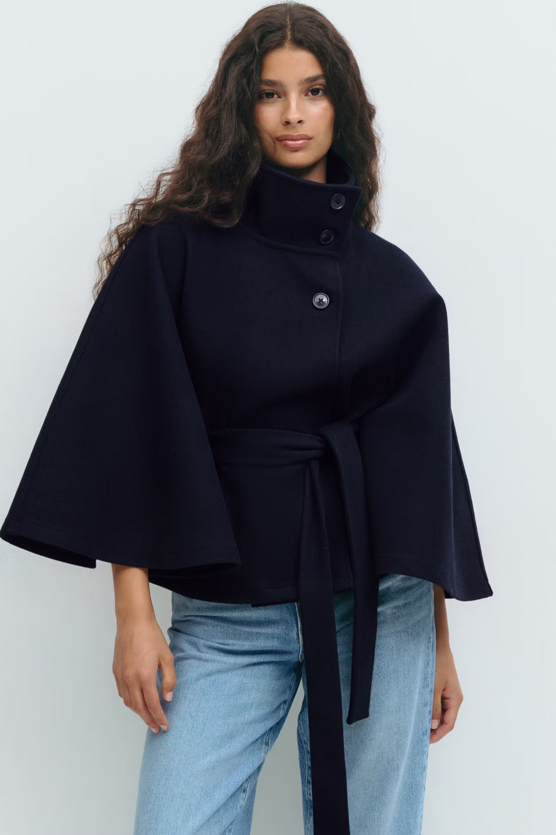 Isabella dames cape jas – elegante cape-mantel met ceintuur & hoge kraag