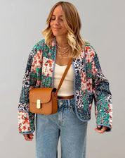 Alana Jas | Zachte Casual Jas met Bloemenprint en Uitlopende Mouwen