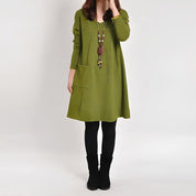 Alexandra Jurk | Minimalistische Jurk met Praktische Zak en Losvallende Pasvorm