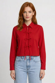 Damesblouse met Chinese Knoopsluiting en Cropped Pasvorm - Rood / Lichtblauw - Maelen