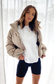 Serena Roze puffer winterjas dames – gewatteerde jas met hoge kraag en comfortabele pasvorm