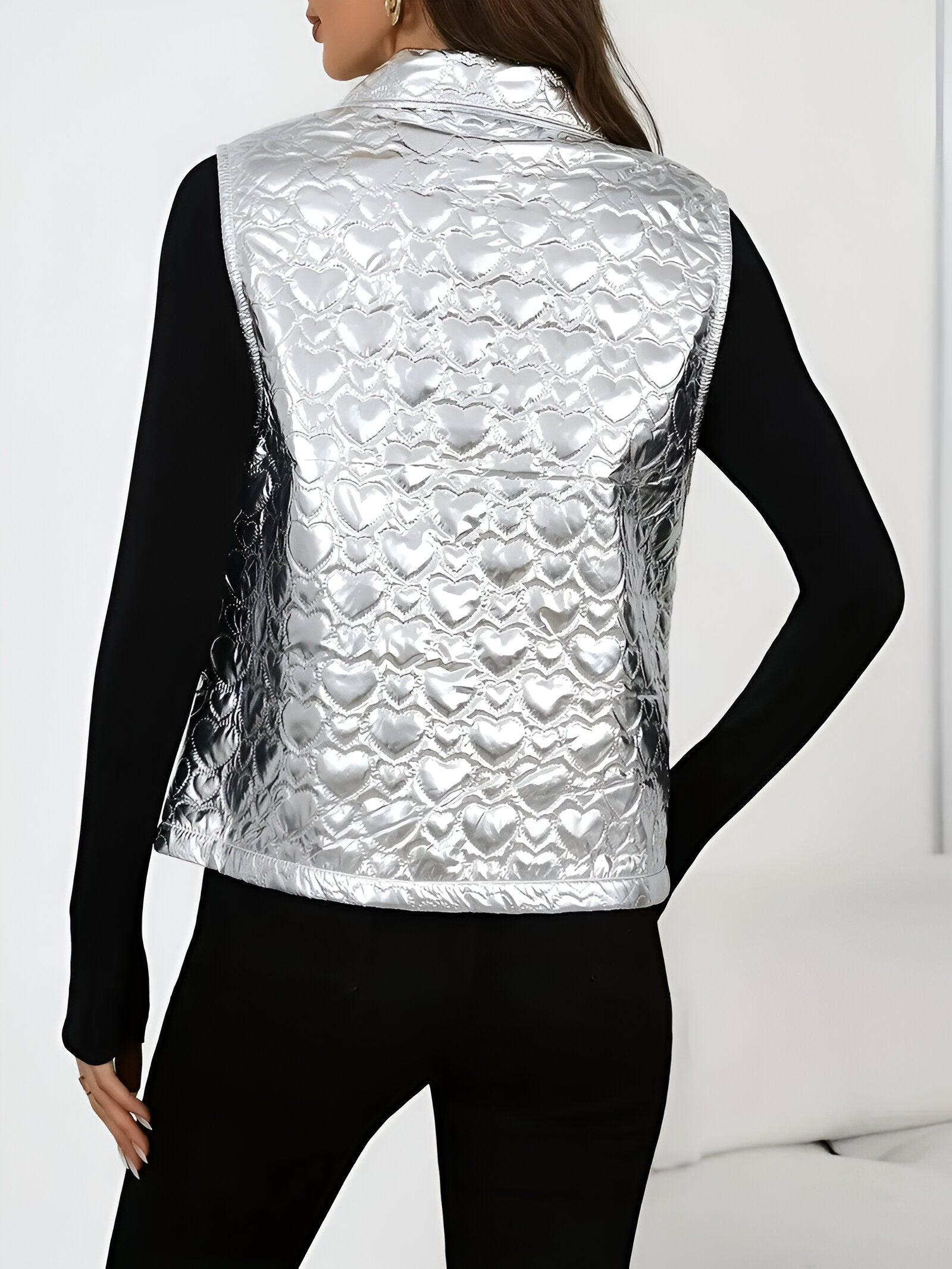 Isabella Heart Knit Vest | Mouwloos Damesvest met Speels Hartjespatroon en Praktische Zakken