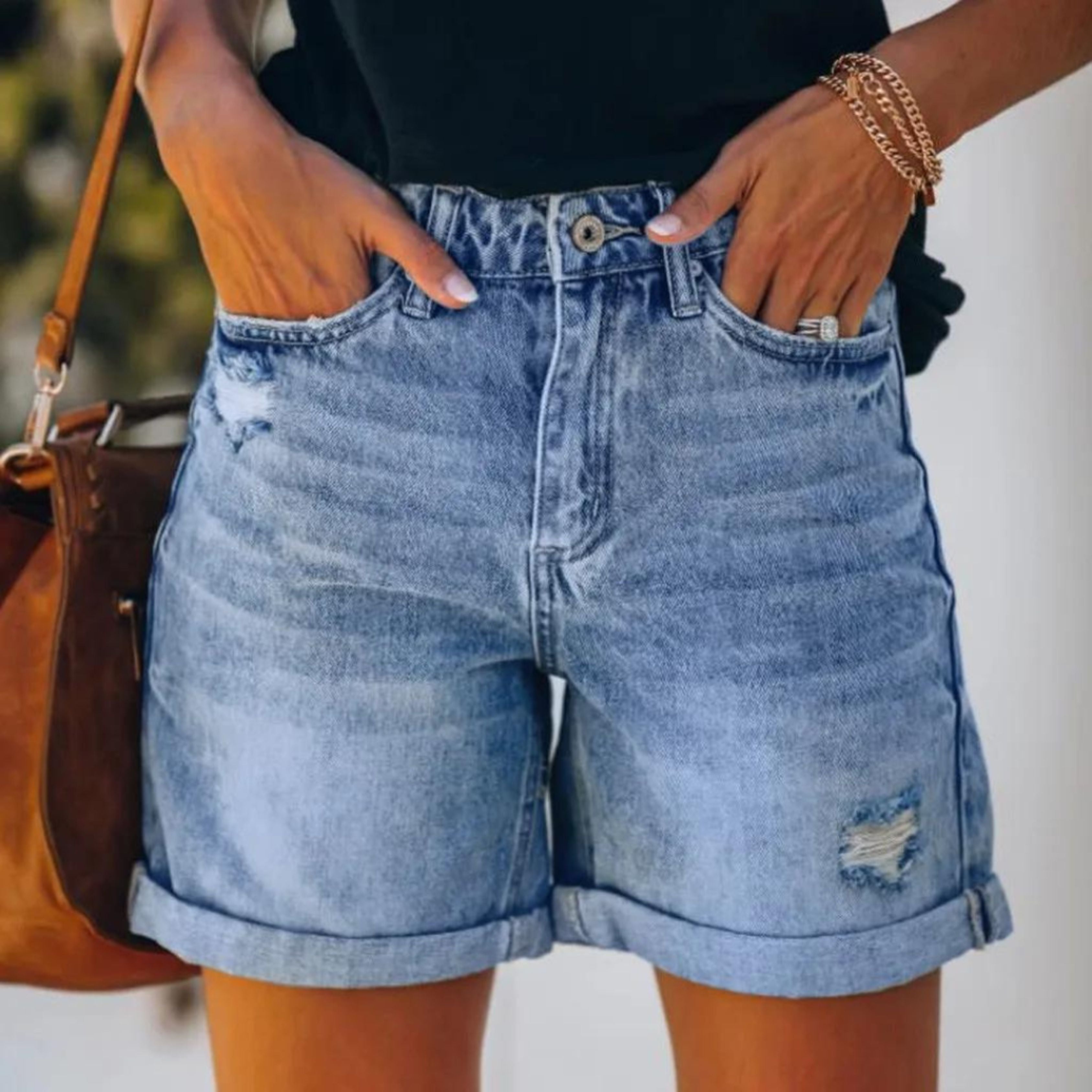Michelle Shorts | Hoge Taille Denim Shorts met Omgerolde Zoom en Relaxte Fit