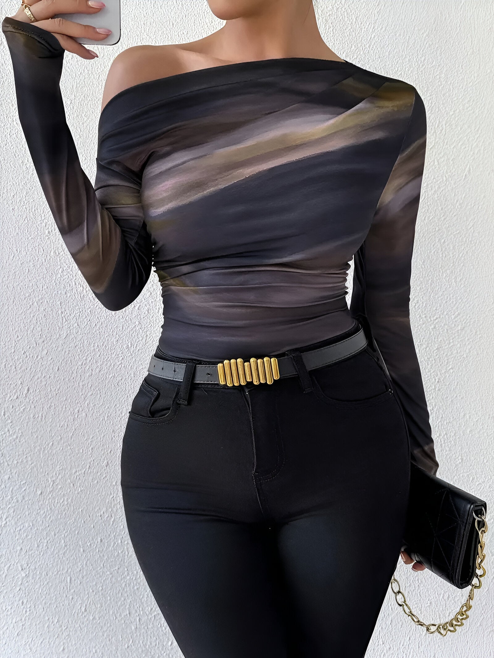 Billie T-Shirt | Gebreid T-Shirt met Asymmetrische Schouderkraag en Gemarmerd Ontwerp