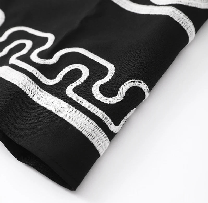 Raffaella Jurk | Geborduurde Damesjurk met Opstaande Kraag en Losse Pasvorm