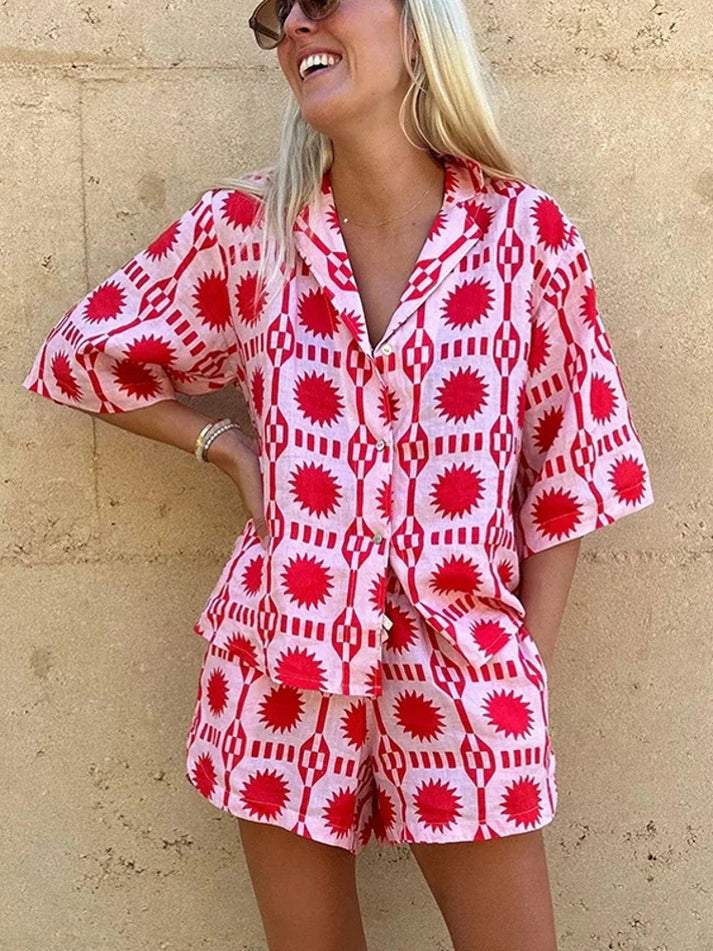 Alona | Tweedelige Zomerset Dames Top en Shorts met Print - Luchtig, Vrolijk en Strandklaar - Roze