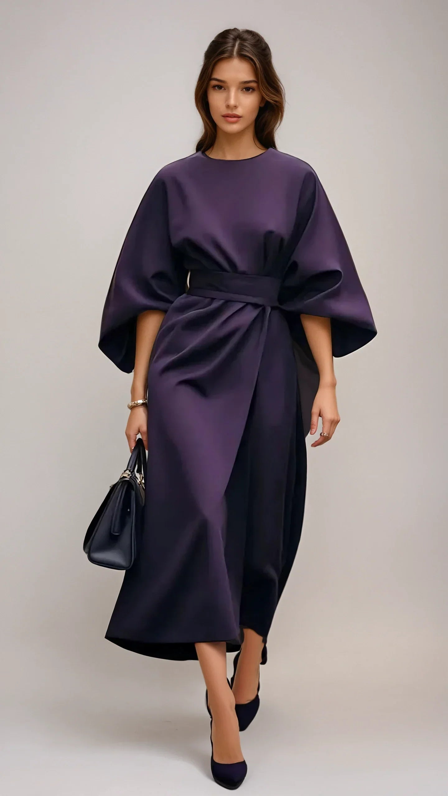 Lucia Bellanova | Elegante Damesjurk met Lantaarnmouwen en Ceintuur