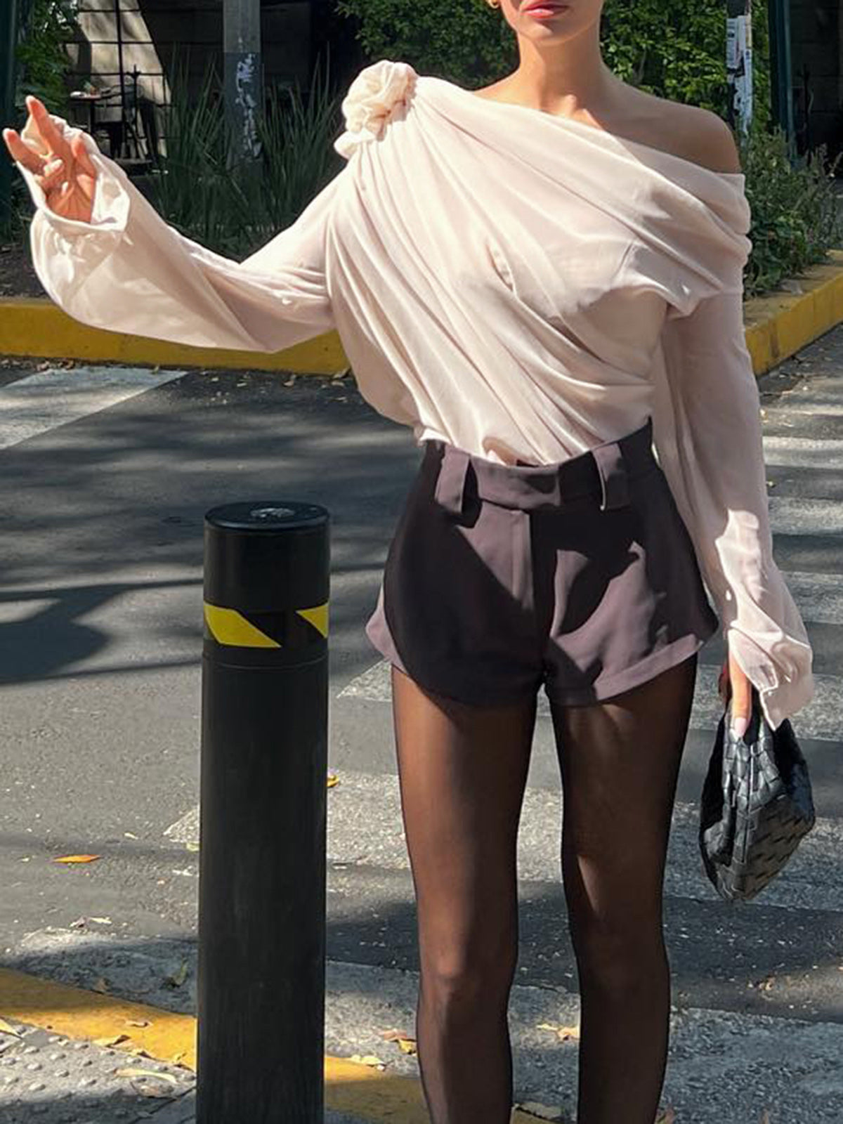 One Shoulder Blouse Dames Chiffon met Roos - Alessandra Bellamore