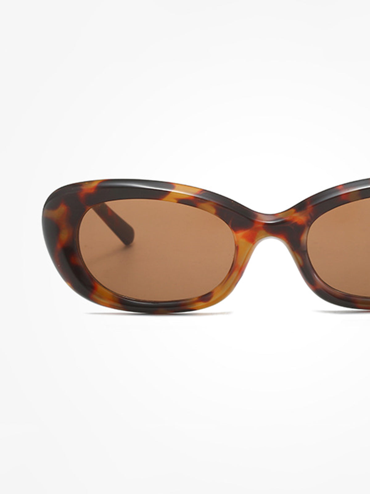 Ovale Zonnebril Dames met Tortoise Montuur en UV400 - Bruin - Maelen