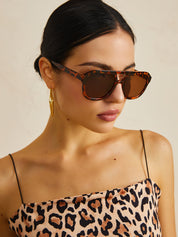 Rechthoekige Zonnebril Dames met Tortoise Montuur en UV400 - Bruin - Maelen