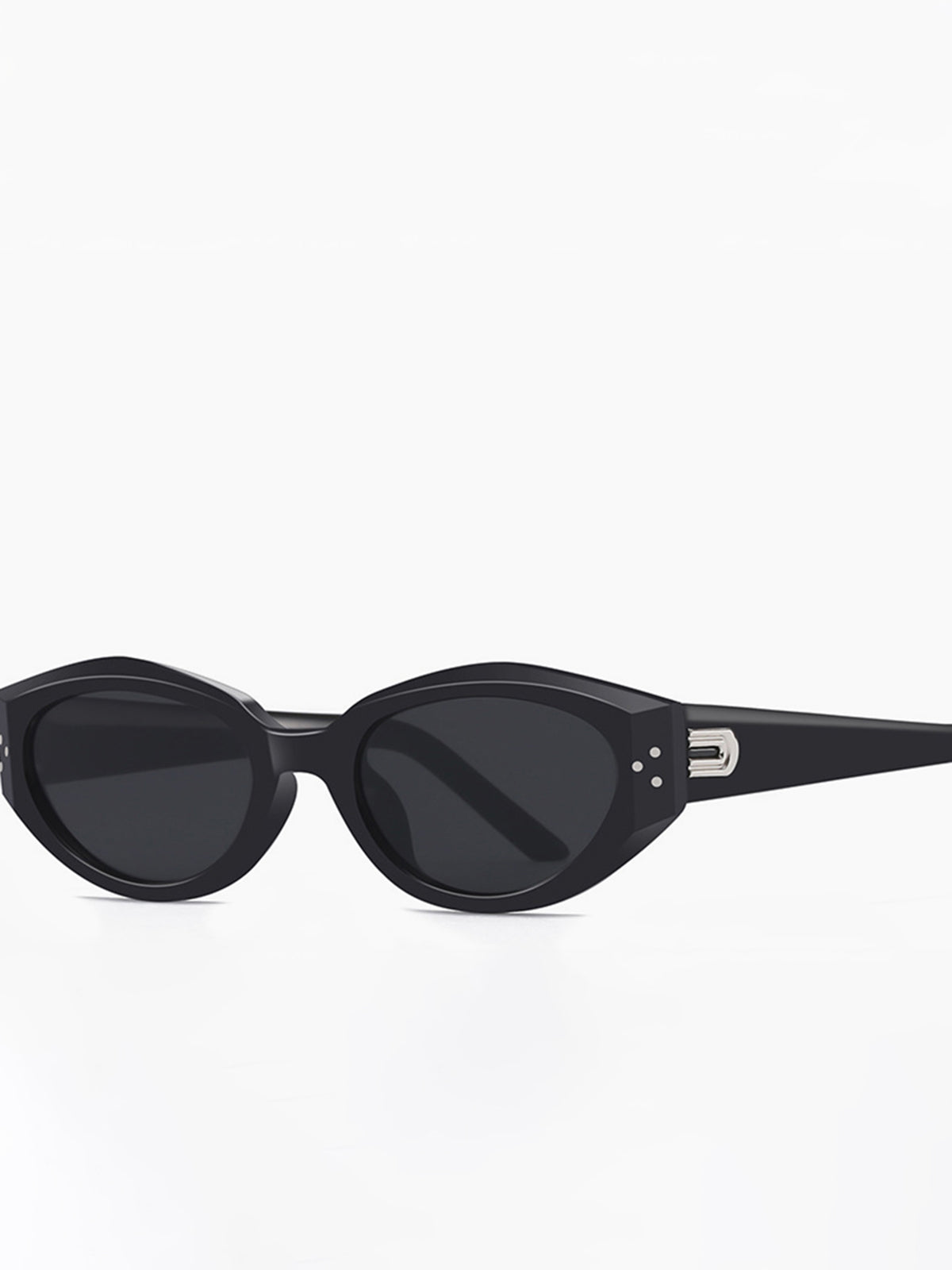 Smalle Ovale Dames Zonnebril met Zwart Minimalistisch Design en UV-bescherming - Maelen