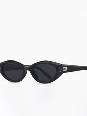 Smalle Ovale Dames Zonnebril met Zwart Minimalistisch Design en UV-bescherming - Maelen