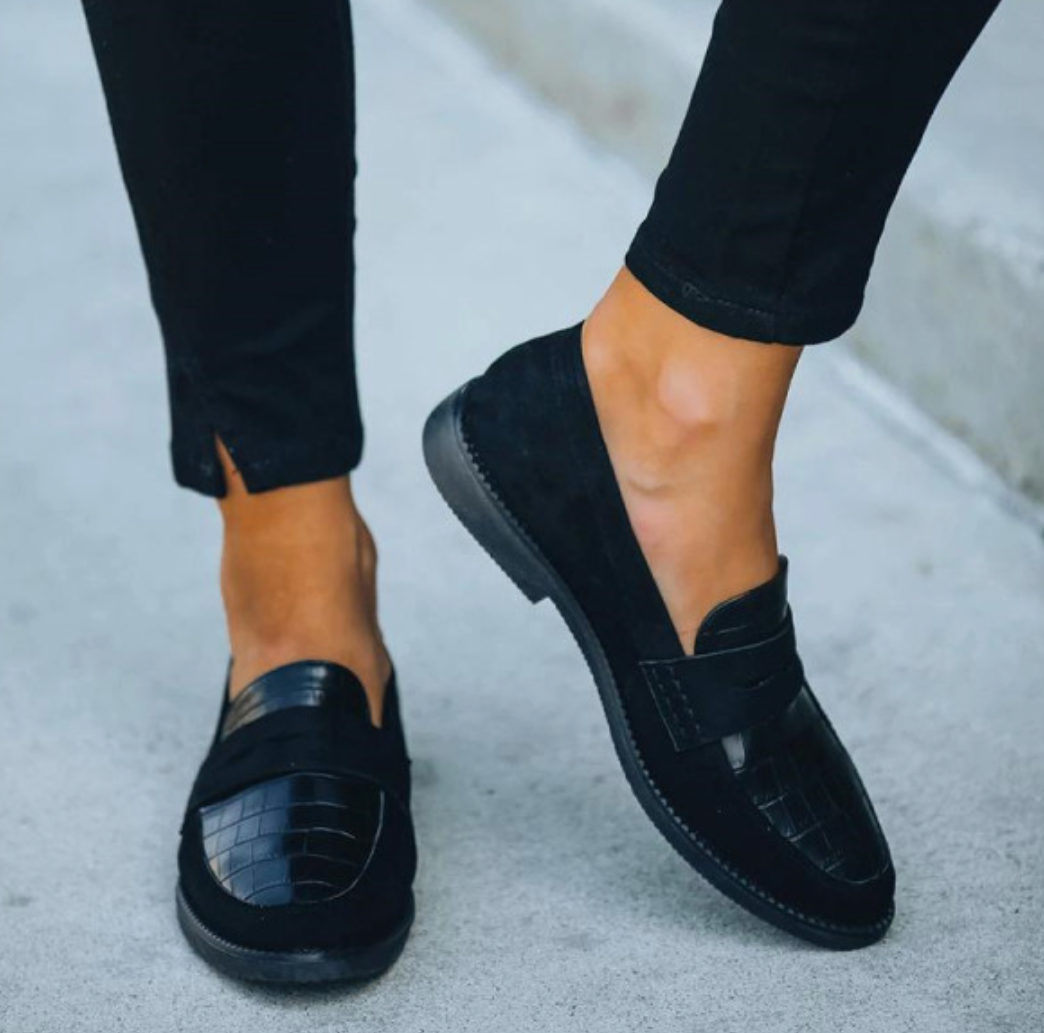 Lena | Casual Suède Loafers Dames met Krokodillenprint - Tijdloos, Lichtgewicht en Veelzijdig - Zwart