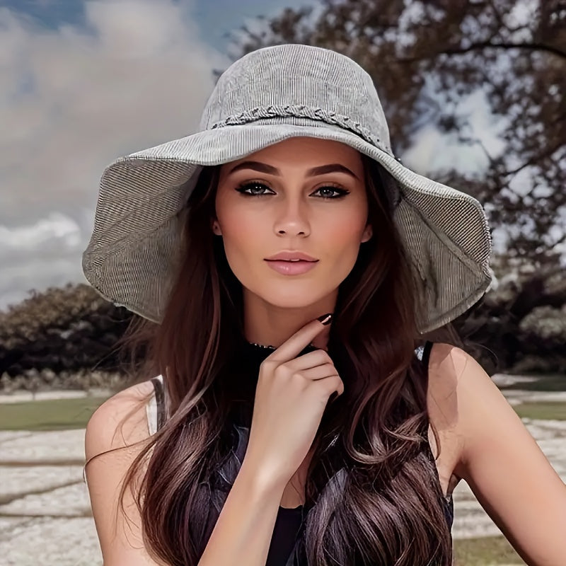 Mila Hoed | Elegante Gevlochten Strandhoed met Grote Rand en Strikdetail