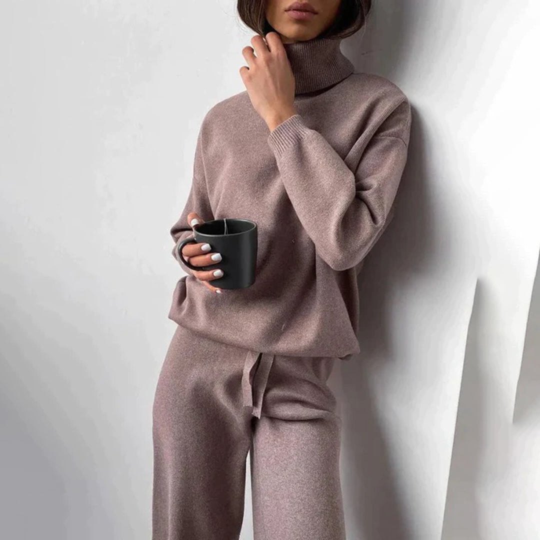 Clara_Fontaine_Luxe_Dames_Loungewear_Set_van_100_Premium_Katoen_Staand.jpg
