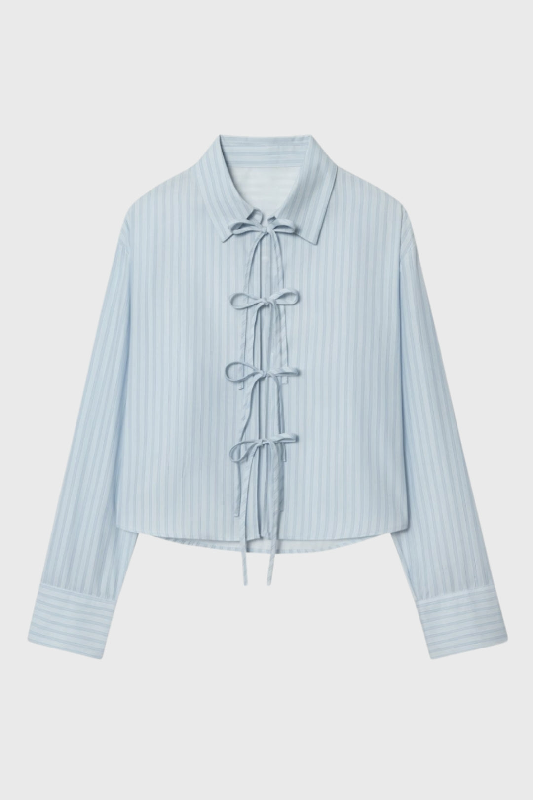 Damesblouse met Chinese Knoopsluiting en Cropped Pasvorm - Rood / Lichtblauw - Maelen