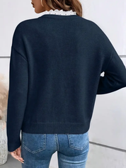 Serena Dames trui met golvende V-hals – elegante fijngebreide trui met vrouwelijke pasvorm