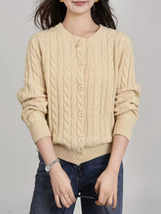 Isla Gebreid Vest | Dames vest met kabelpatroon en knoopsluiting