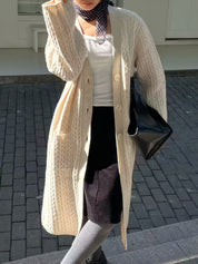 Alina Lange Cardigan | Dames lang vest met kabelpatroon, knoopsluiting en zakken