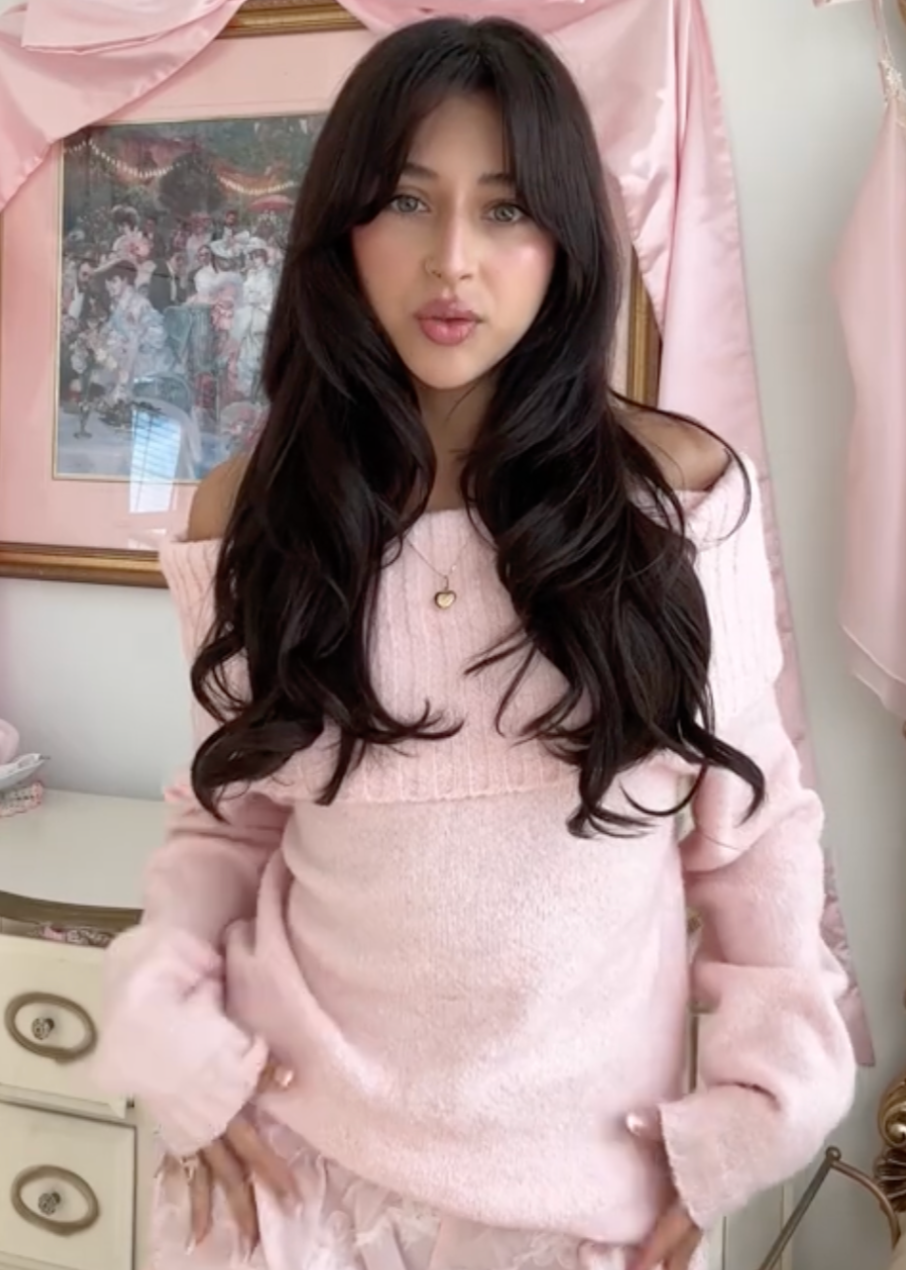 Elena Sweater | Off-Shoulder Gebreide Trui in Zachte Roze Tint met Ribstructuur