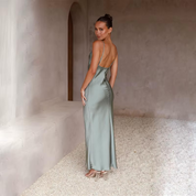 Blair | Luxe Satijnen Maxi-Jurk Dames met Open Rug - Elegant, Vloeiend en Feestklaar - Brons / Zwart / Blauw