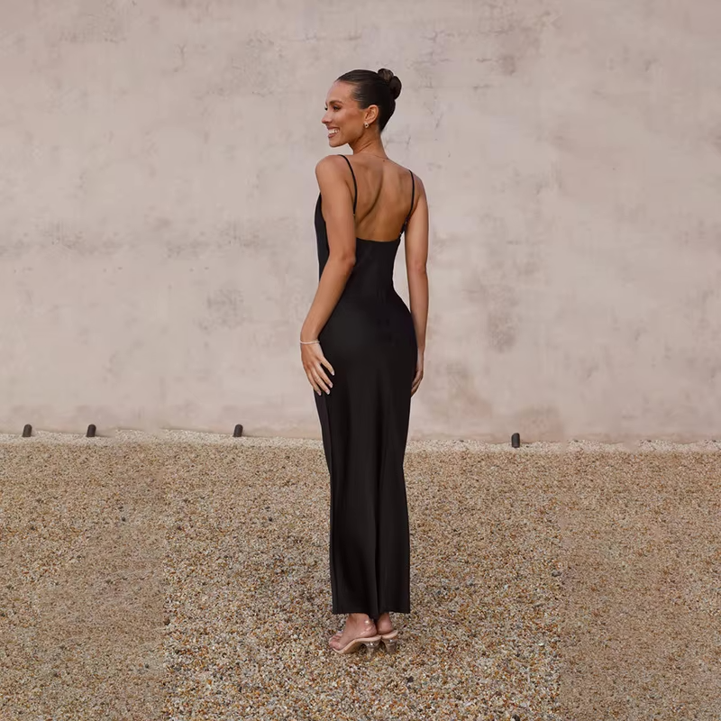 Blair | Luxe Satijnen Maxi-Jurk Dames met Open Rug - Elegant, Vloeiend en Feestklaar - Brons / Zwart / Blauw