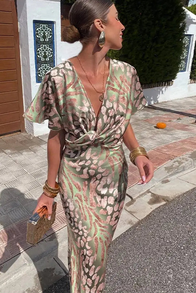 Maxi Jurk Dames met Bloemenprint, Diepe V-hals en Gerimpelde Taille - Valentina Rizzo