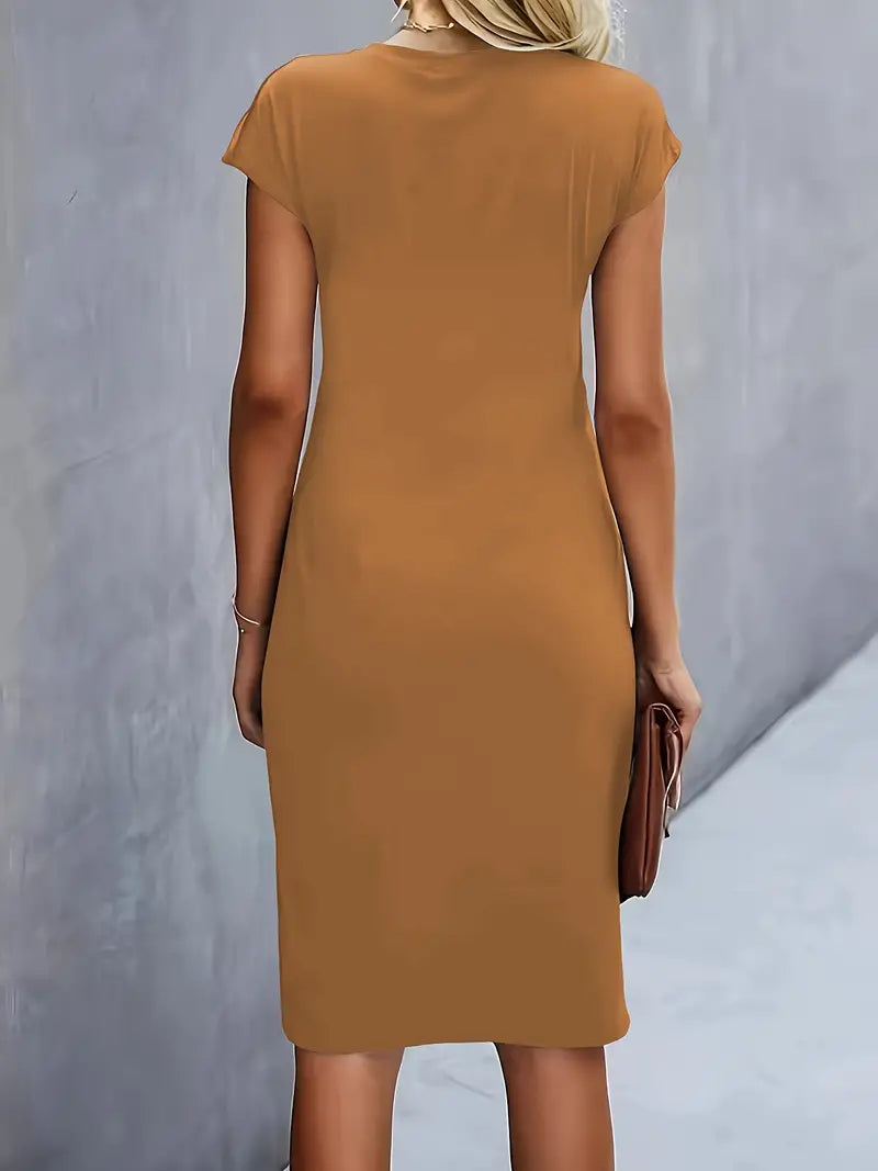 Getailleerde Midi Jurk Dames met Flatterend Silhouet en Korte Mouw - Anita Moreno