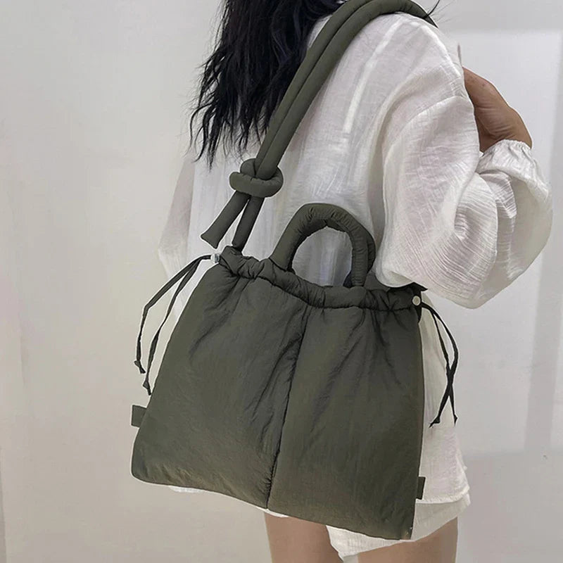 Emilia-Unieke-Puffer-Handtas-Calora-2.webp